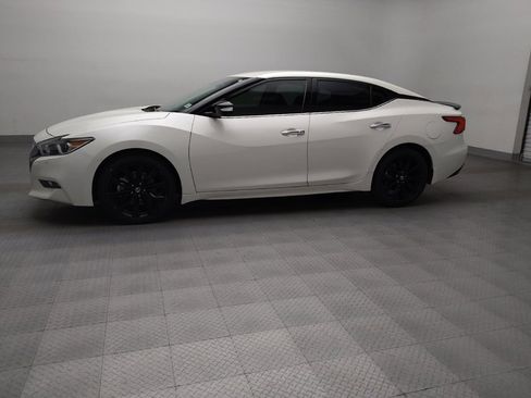 Used 2017 Nissan Maxima SR w/ Midnight Edition FWD image 2