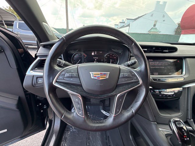 Used 2023 Cadillac XT5 Premium Luxury FWD image 8