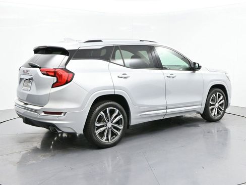 Used 2020 GMC Terrain Denali w/ Denali Premium Package image 7