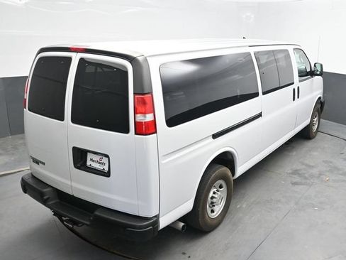 Used 2024 Chevrolet Express 3500 LS RWD image 30