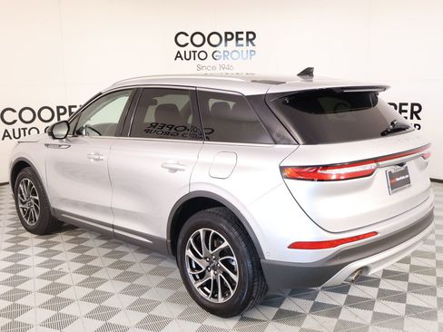 Used 2020 Lincoln Corsair FWD image 23