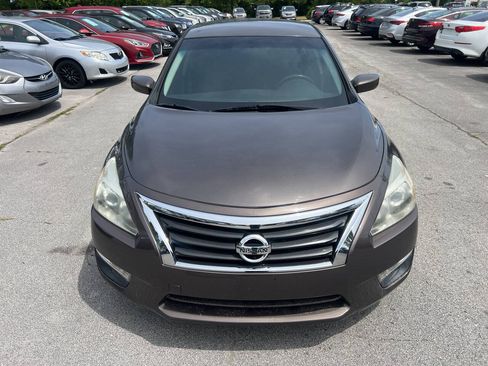 Used 2015 Nissan Altima 2.5 S w/ Power Driver Seat Package FWD image 2