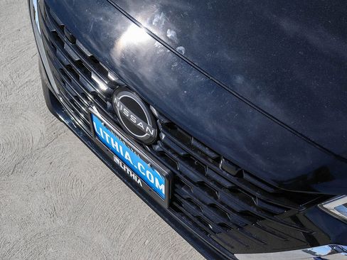 Used 2025 Nissan Sentra SV w/ All-Weather Package image 8