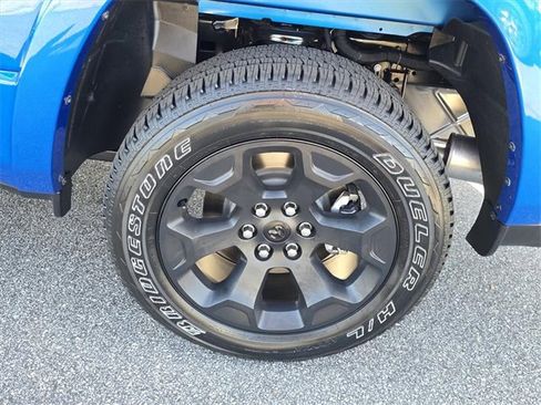 New 2026 RAM 1500 4x4 Crew Cab image 7