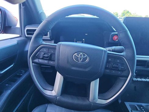 Used 2024 Toyota Tacoma TRD Sport AWD/4WD image 15