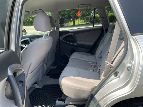 Used 2008 Toyota RAV4 4WD image 12