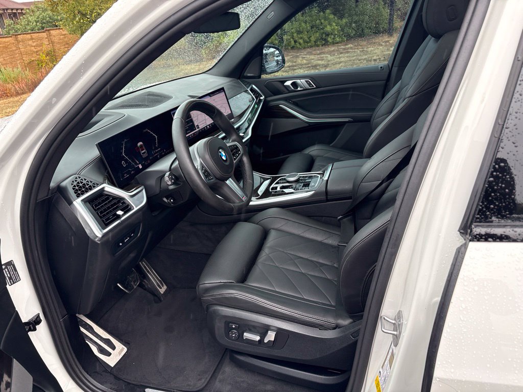 Used 2024 BMW X5 sDrive40i w/ M Sport Package RWD image 18