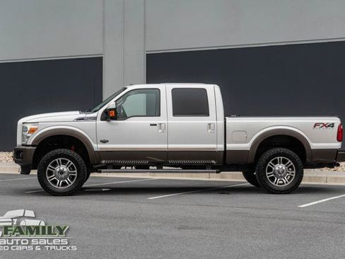 Used 2015 Ford F250 King Ranch w/ FX4 Off-Road Package AWD/4WD image 4