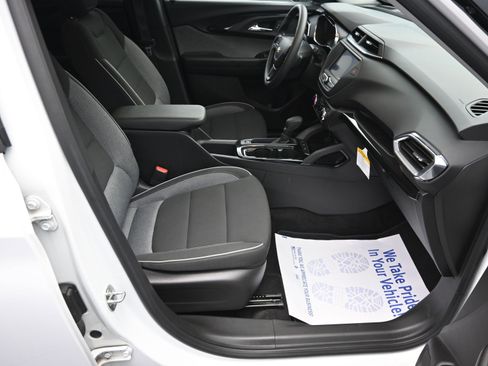 Used 2023 Chevrolet TrailBlazer LT image 29