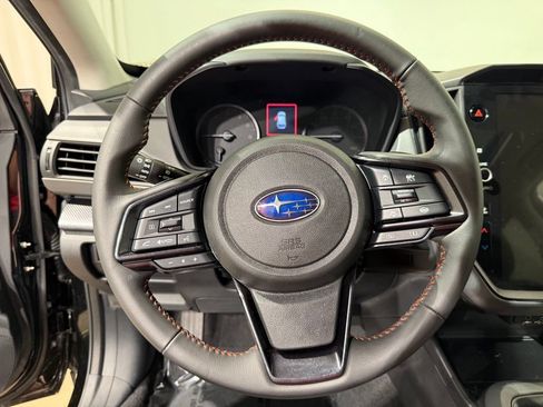 Used 2025 Subaru Crosstrek 2.5i Limited w/ Crosstrek Mirror Package AWD/4WD image 23