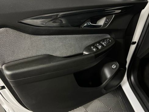 Used 2024 Chevrolet TrailBlazer LT w/ Convenience Package image 25