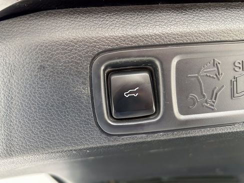 Used 2022 Lincoln Navigator L Reserve image 19