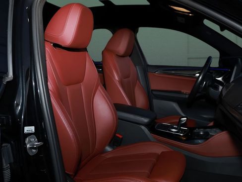 Used 2023 BMW X4 xDrive30i image 17