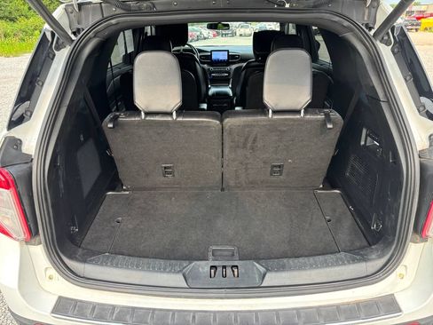 Used 2020 Ford Explorer Limited RWD image 33