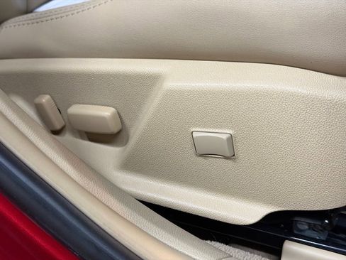 Certified 2013 Cadillac CTS Luxury image 24