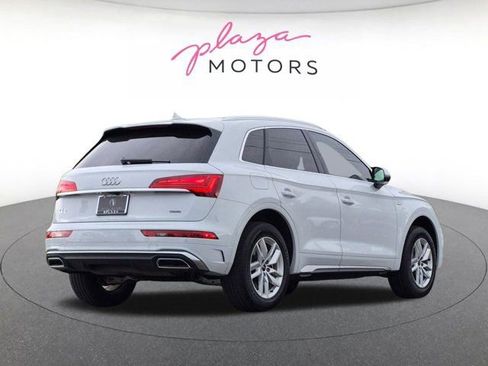 Certified 2023 Audi Q5 2.0T Premium w/ Convenience Package AWD/4WD image 5