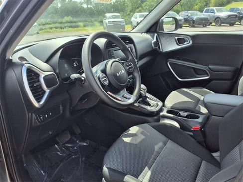 Used 2023 Kia Soul LX w/ Option Group 015 image 34