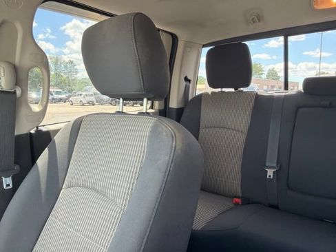 Used 2011 RAM 3500 SLT w/ Luxury Group AWD/4WD image 9