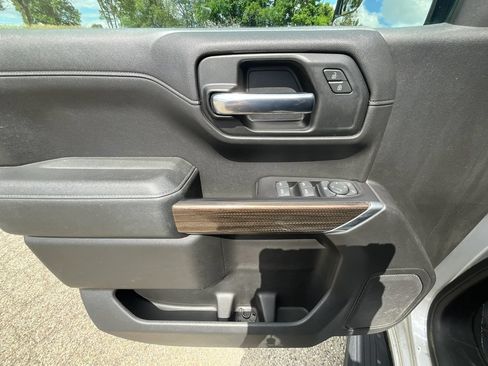 Used 2019 Chevrolet Silverado 1500 LT w/ All-Star Edition AWD/4WD image 23