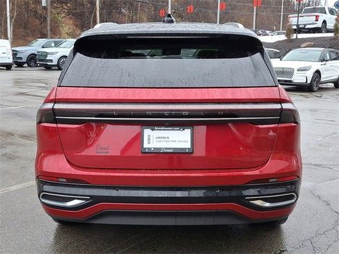 Certified 2024 Lincoln Nautilus Reserve w/ Equipment Group 202A image 5