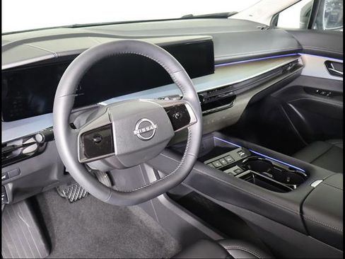 Used 2025 Nissan Murano SL AWD/4WD image 6