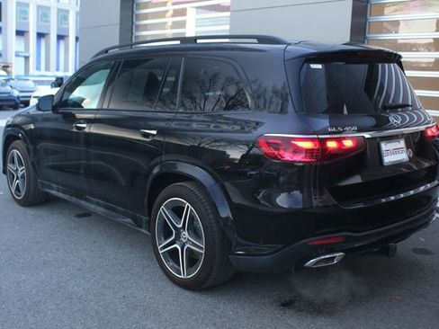 Used 2024 Mercedes-Benz GLS 450 4MATIC image 11