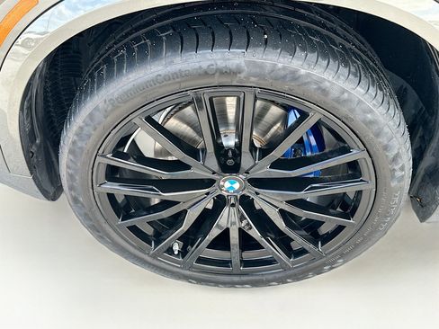 Used 2024 BMW X5 sDrive40i w/ M Sport Package RWD image 35