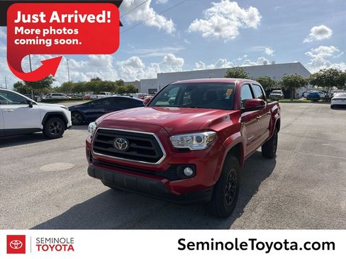 Used 2022 Toyota Tacoma SR5 w/ Technology Package RWD image 1