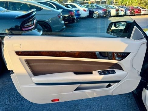 Used 2014 Mercedes-Benz E 350 E 350 image 16