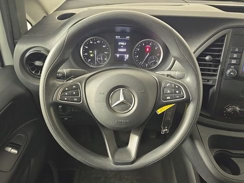 Used 2023 Mercedes-Benz Metris Cargo image 27