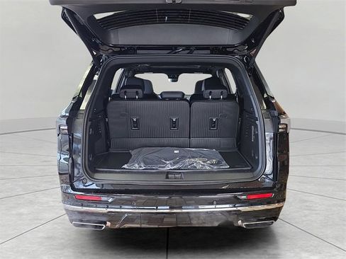New 2026 Buick Enclave Avenir w/ Super Cruise Package image 13