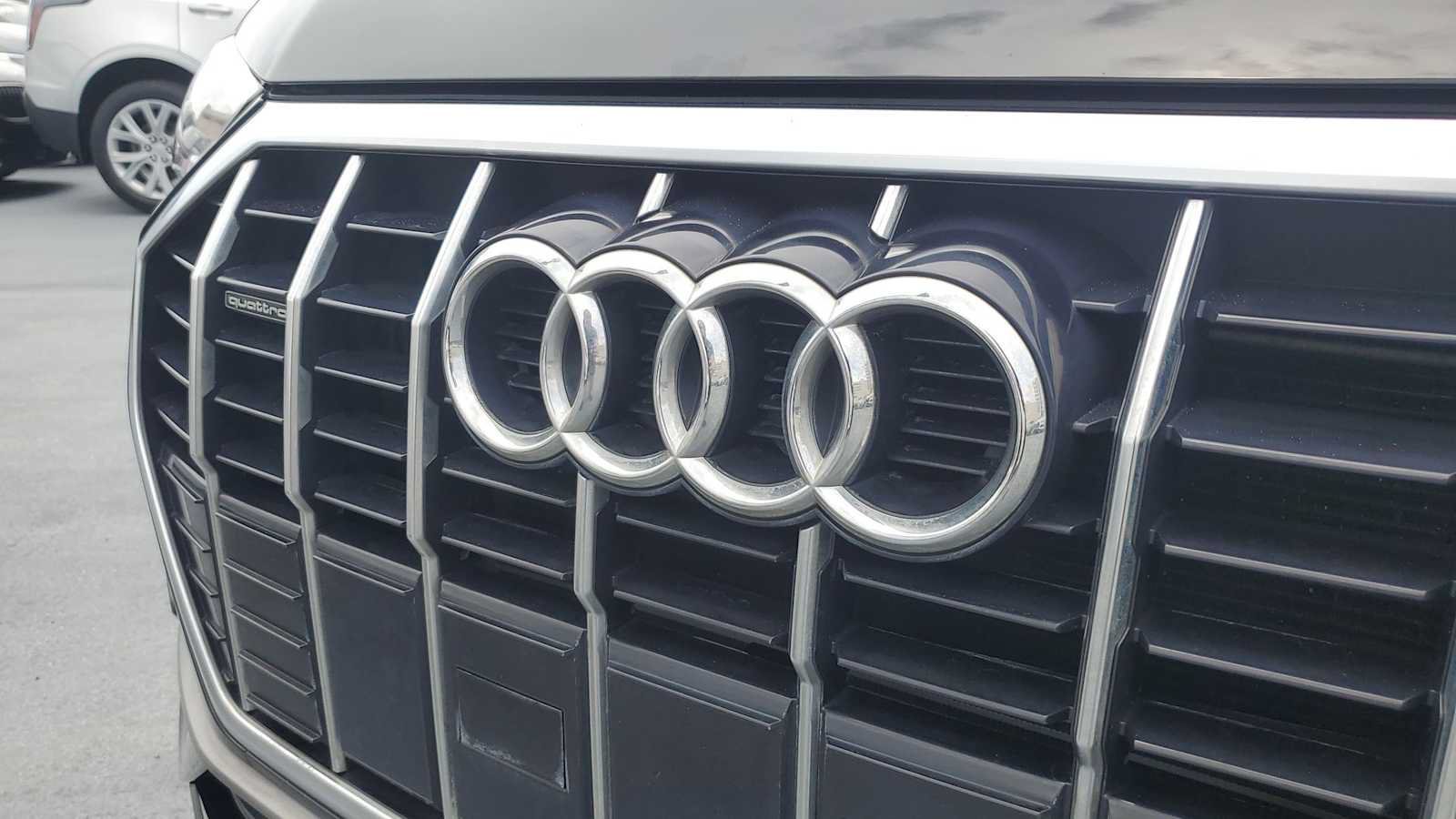 Used 2022 Audi Q3 2.0T Premium w/ Convenience Package AWD/4WD image 11