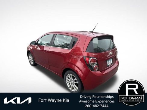 Used 2014 Chevrolet Sonic LT w/ Fun and Sun Package FWD image 3
