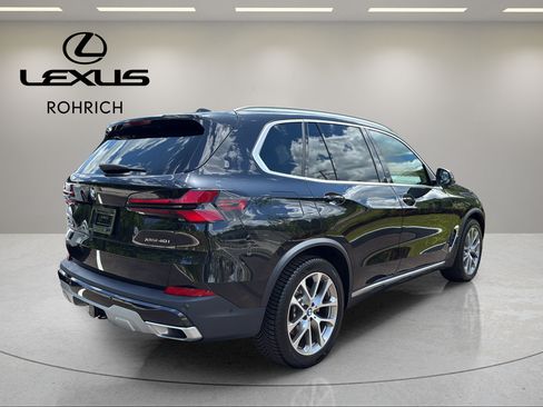 Used 2025 BMW X5 xDrive40i w/ Premium Package AWD/4WD image 6