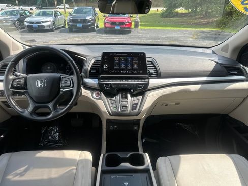 Certified 2025 Honda Odyssey EX-L image 27