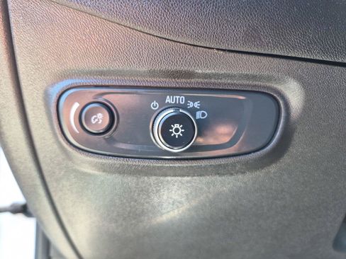 Used 2024 Chevrolet Equinox LT AWD/4WD image 22