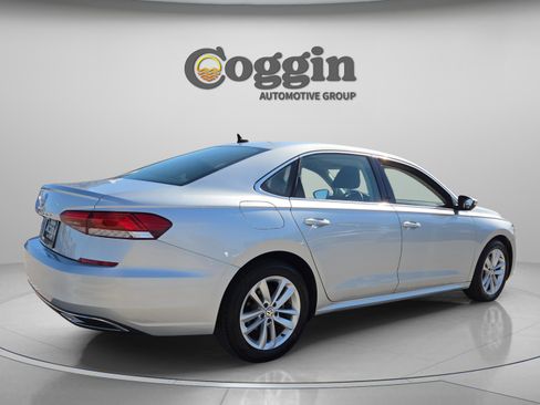 Used 2020 Volkswagen Passat 2.0T SE image 6