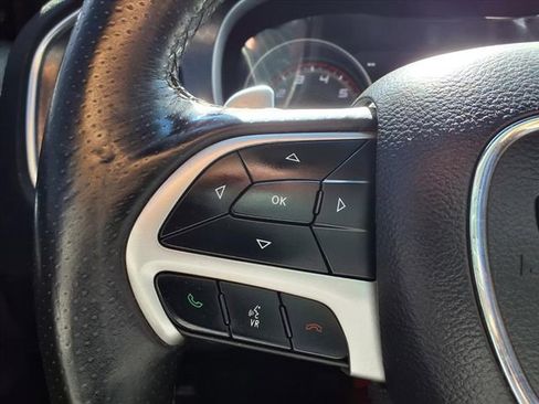 Used 2018 Dodge Charger GT image 17