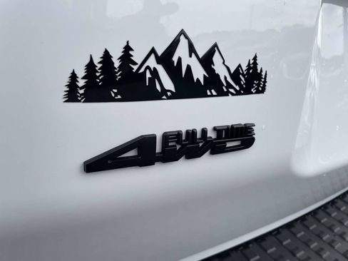 Used 2025 Toyota Land Cruiser 1958 AWD/4WD image 12
