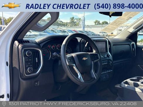 Used 2020 Chevrolet Silverado 1500 LT w/ Trailering Package image 6