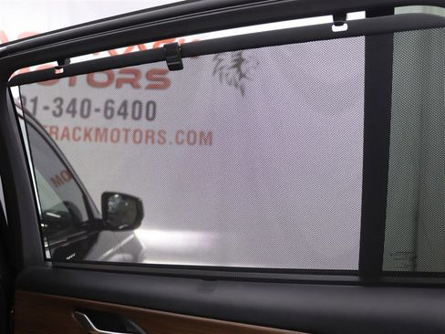 Used 2022 Jeep Grand Cherokee L Summit w/ Luxury Tech Group V image 25