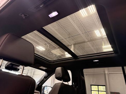 Used 2023 Chevrolet Tahoe High Country image 23