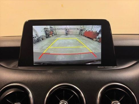 Used 2018 Kia Stinger Premium image 26