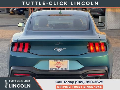 Used 2026 Ford Mustang Coupe RWD image 5