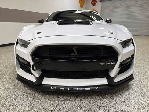 Used 2020 Ford Mustang Shelby GT500 w/ Technology Package RWD image 12