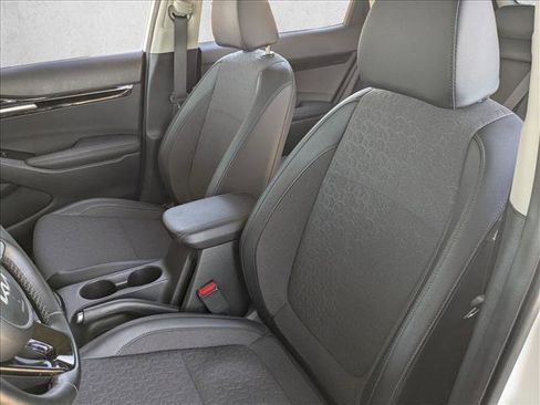 Used 2025 Kia Seltos S image 16