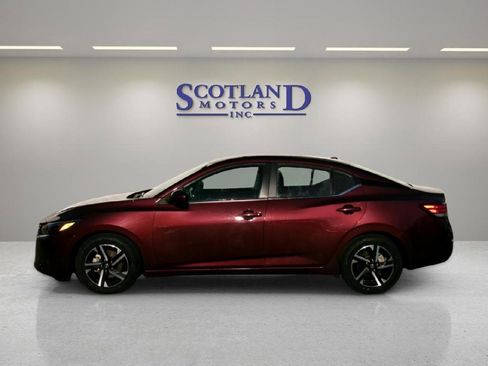 Used 2024 Nissan Sentra SV FWD image 1