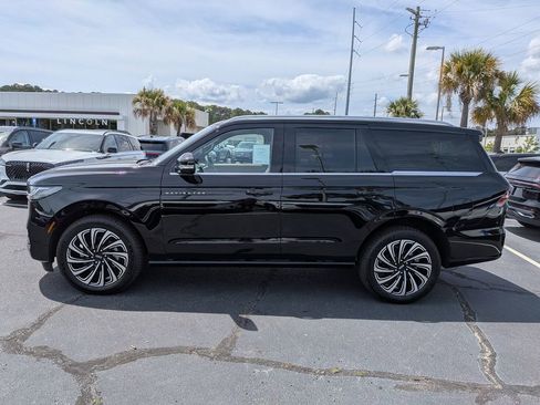 New 2026 Lincoln Navigator Black Label AWD/4WD image 7