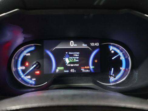 Used 2024 Toyota RAV4 XLE image 39