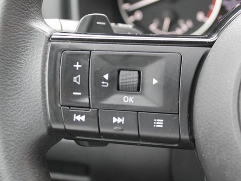 Used 2021 Nissan Rogue SV AWD/4WD image 26